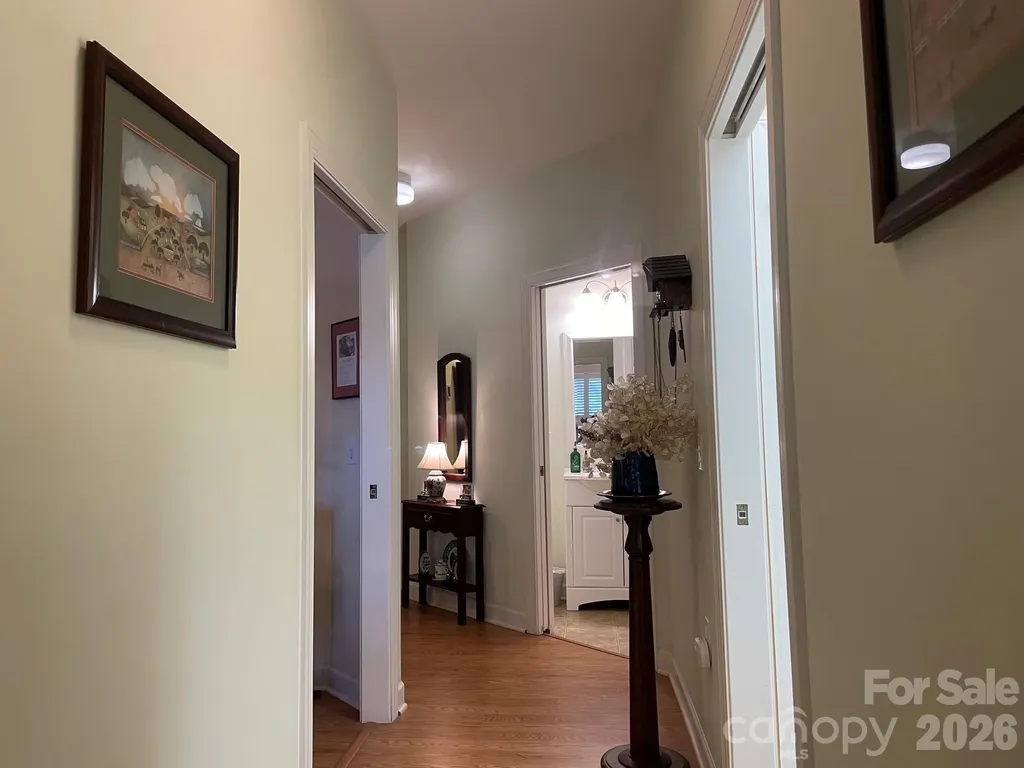 479 26th Avenue NE Hickory NC 28601