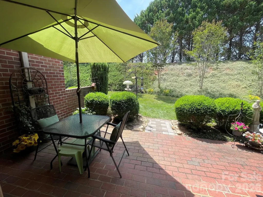 479 26th Avenue NE Hickory NC 28601
