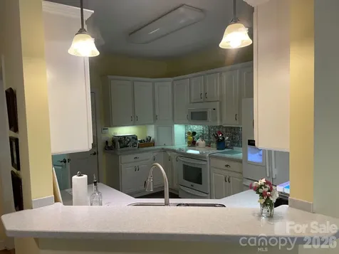 479 26th Avenue NE Hickory NC 28601