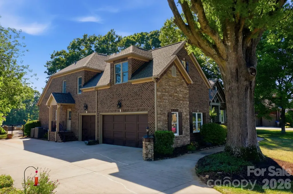 112 Walden Drive Mooresville NC 28115