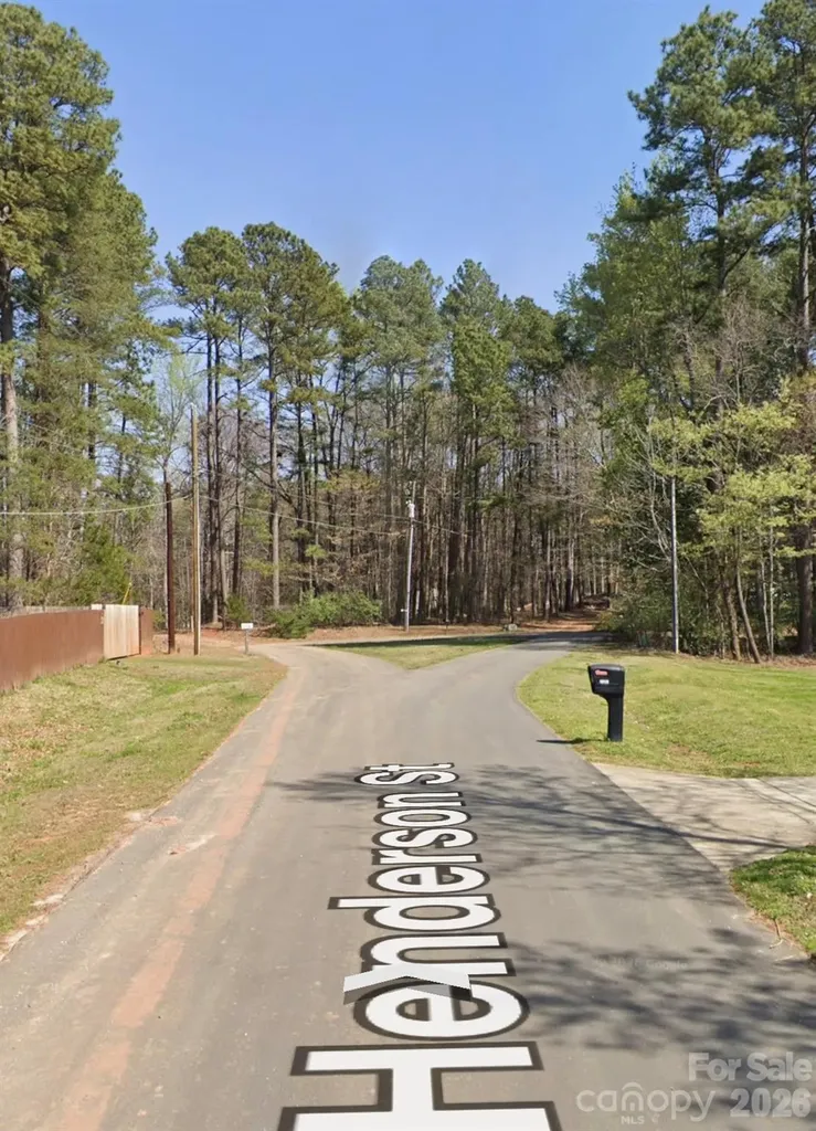3721 Henderson Street Denver NC 28037