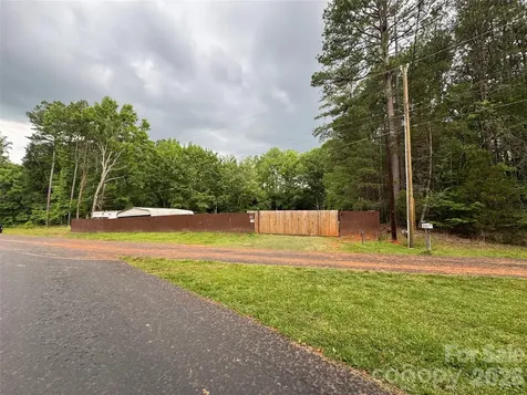 3721 Henderson Street Denver NC 28037
