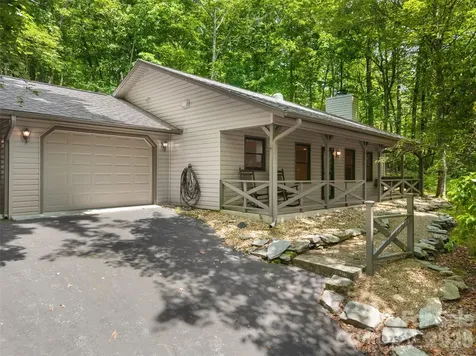 90 Cheestoonaya Way Brevard NC 28712