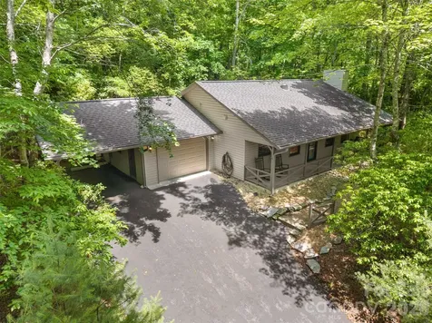 90 Cheestoonaya Way Brevard NC 28712