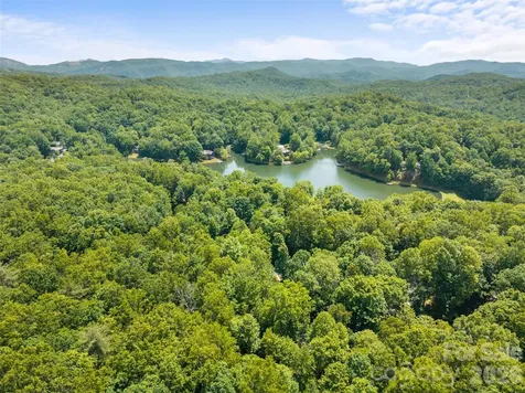 90 Cheestoonaya Way Brevard NC 28712