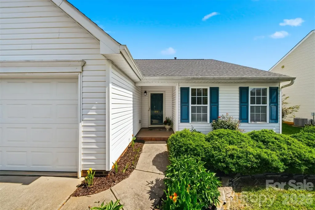 2155 Edenderry Drive Statesville NC 28625