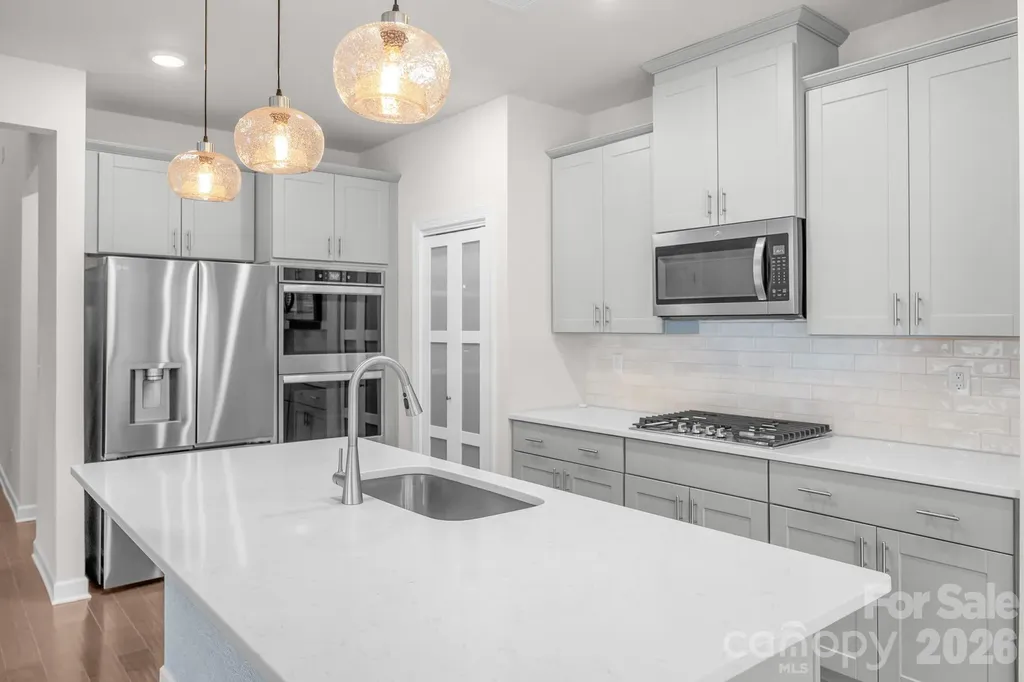6407 Barcelona Way Charlotte NC 28214