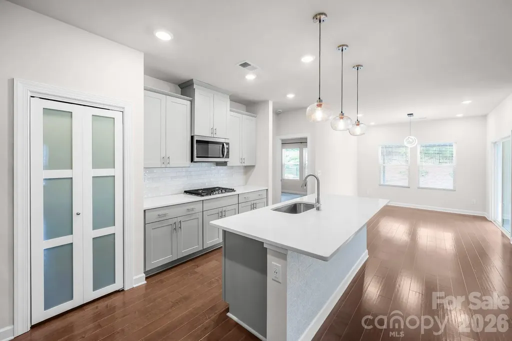 6407 Barcelona Way Charlotte NC 28214