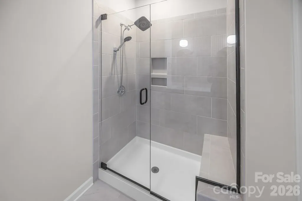 6407 Barcelona Way Charlotte NC 28214