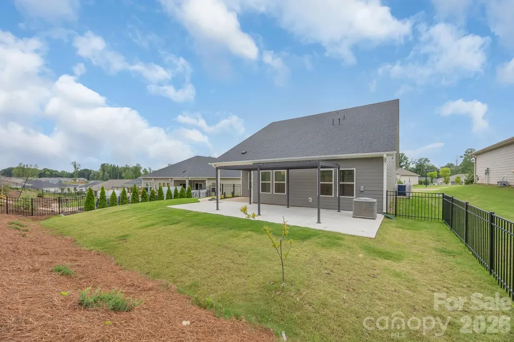 6407 Barcelona Way Charlotte NC 28214