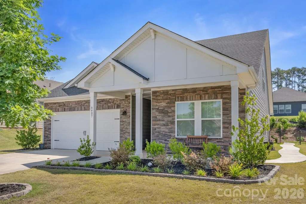 6407 Barcelona Way Charlotte NC 28214