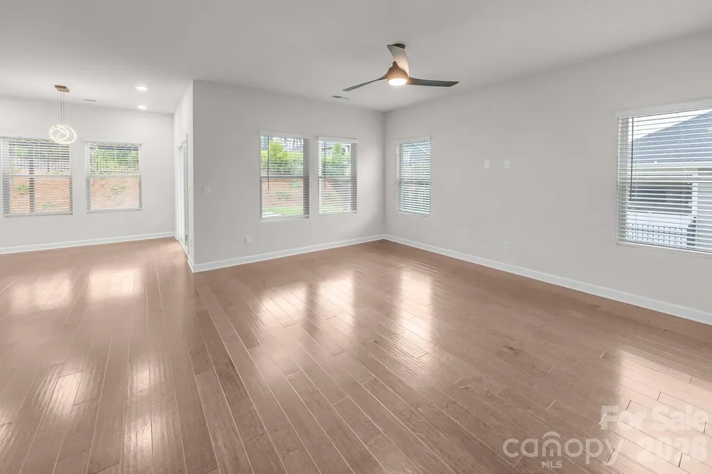 6407 Barcelona Way Charlotte NC 28214