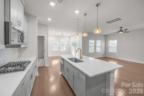 6407 Barcelona Way Charlotte NC 28214