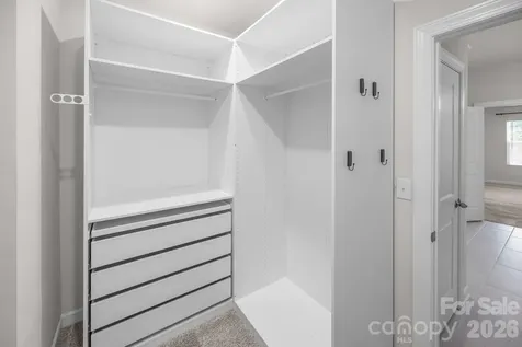 6407 Barcelona Way Charlotte NC 28214