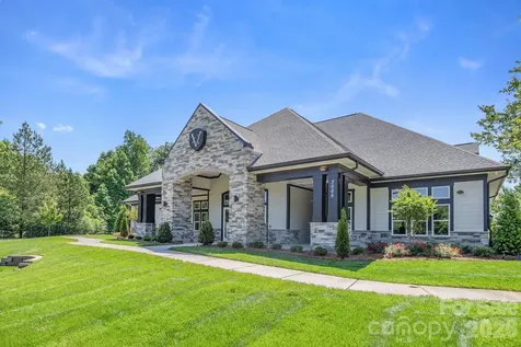 6407 Barcelona Way Charlotte NC 28214