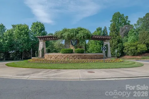 6407 Barcelona Way Charlotte NC 28214