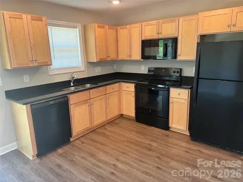 213 N Oak Street Salisbury NC 28146