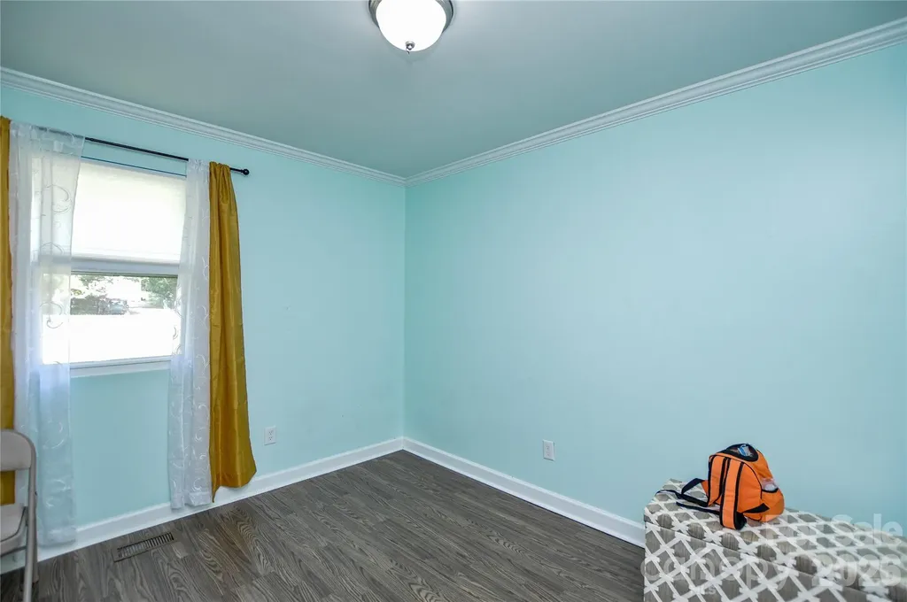 5514 Collins Street Charlotte NC 28269