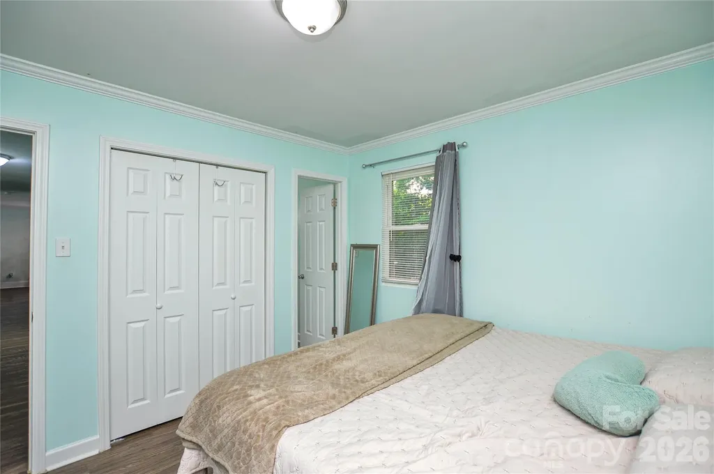 5514 Collins Street Charlotte NC 28269