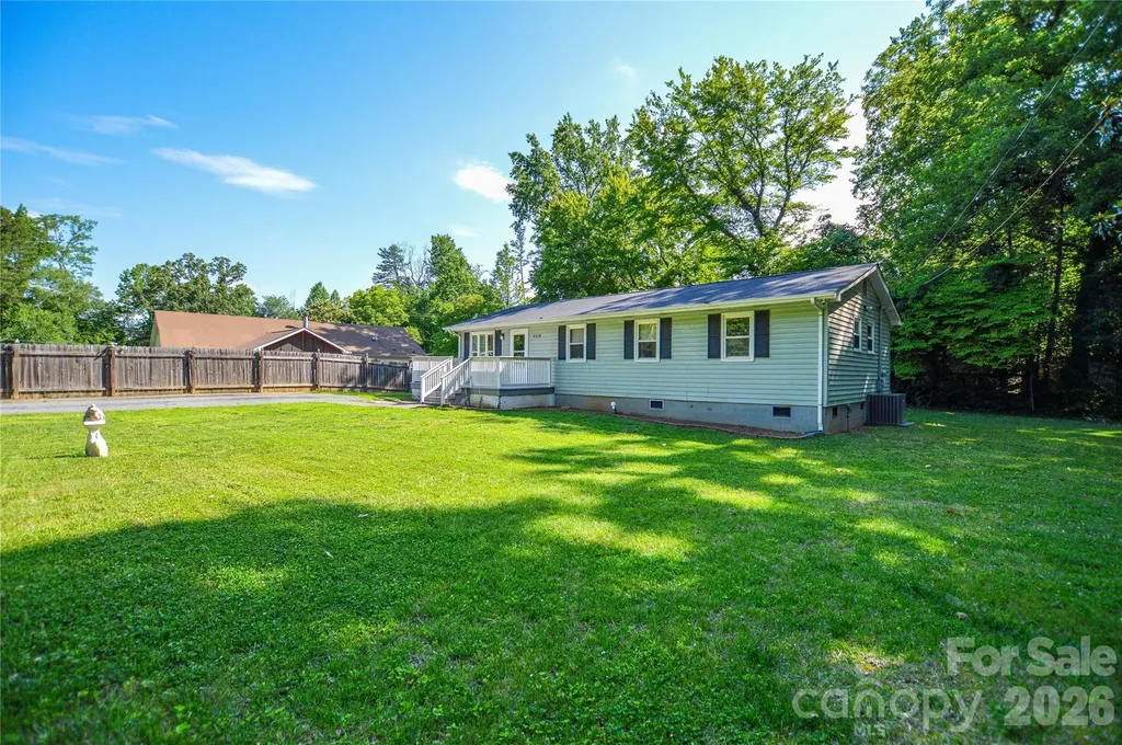 5514 Collins Street Charlotte NC 28269