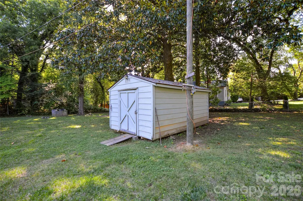 5514 Collins Street Charlotte NC 28269
