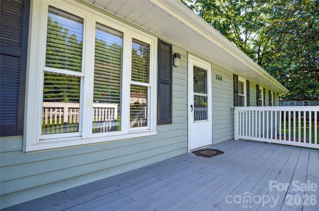 5514 Collins Street Charlotte NC 28269
