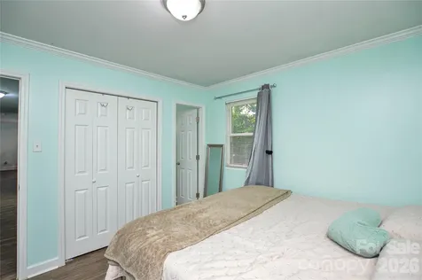 5514 Collins Street Charlotte NC 28269