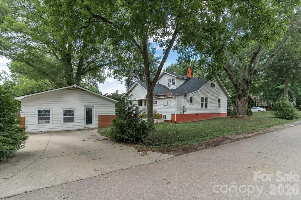 21112 Catawba Avenue Cornelius NC 28031