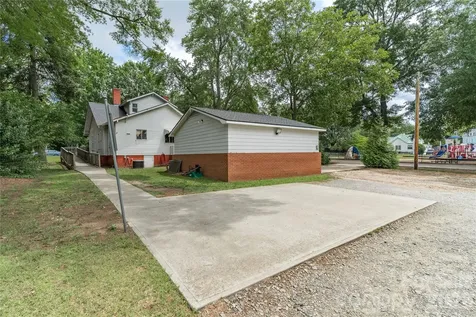 21112 Catawba Avenue Cornelius NC 28031