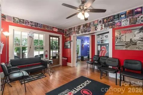 21112 Catawba Avenue Cornelius NC 28031