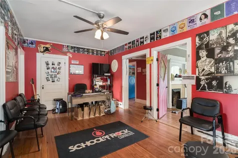 21112 Catawba Avenue Cornelius NC 28031