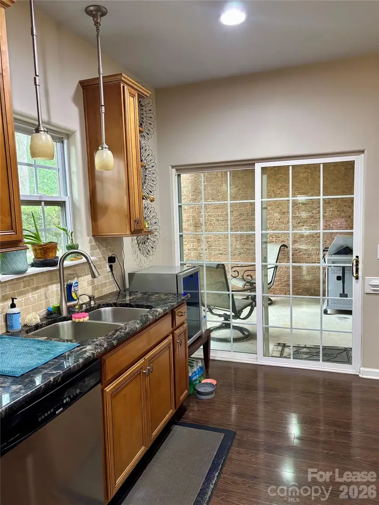 322 Patricia Avenue Harrisburg NC 28075