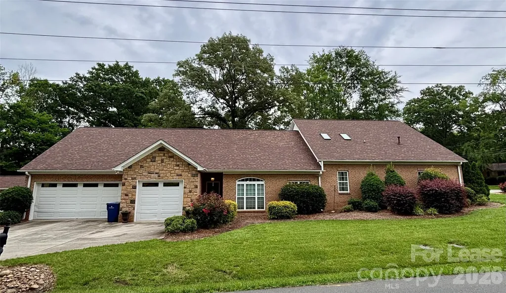 322 Patricia Avenue Harrisburg NC 28075