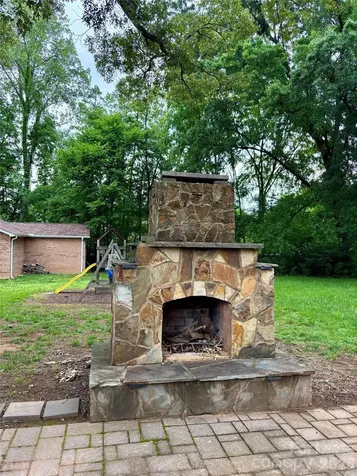 322 Patricia Avenue Harrisburg NC 28075