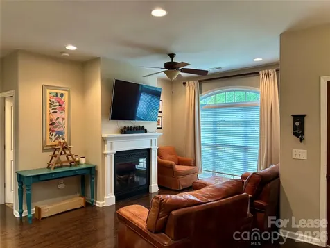 322 Patricia Avenue Harrisburg NC 28075