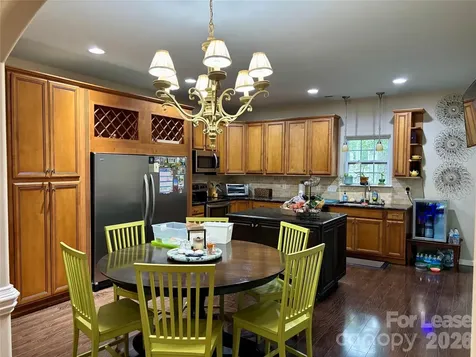 322 Patricia Avenue Harrisburg NC 28075