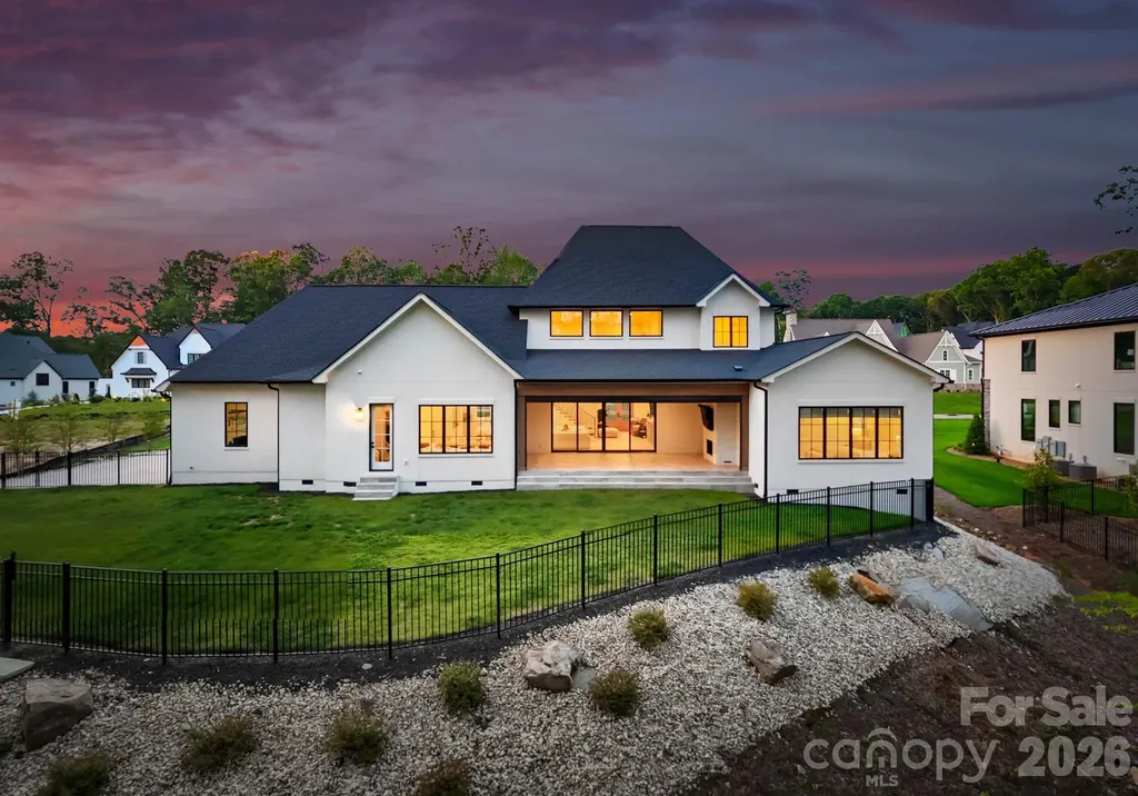 207 Sugar Maple Lane Weddington NC 28104