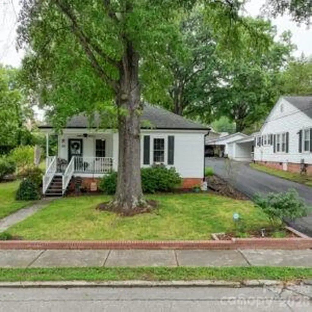 103 Hemlock Avenue Kannapolis NC 28081