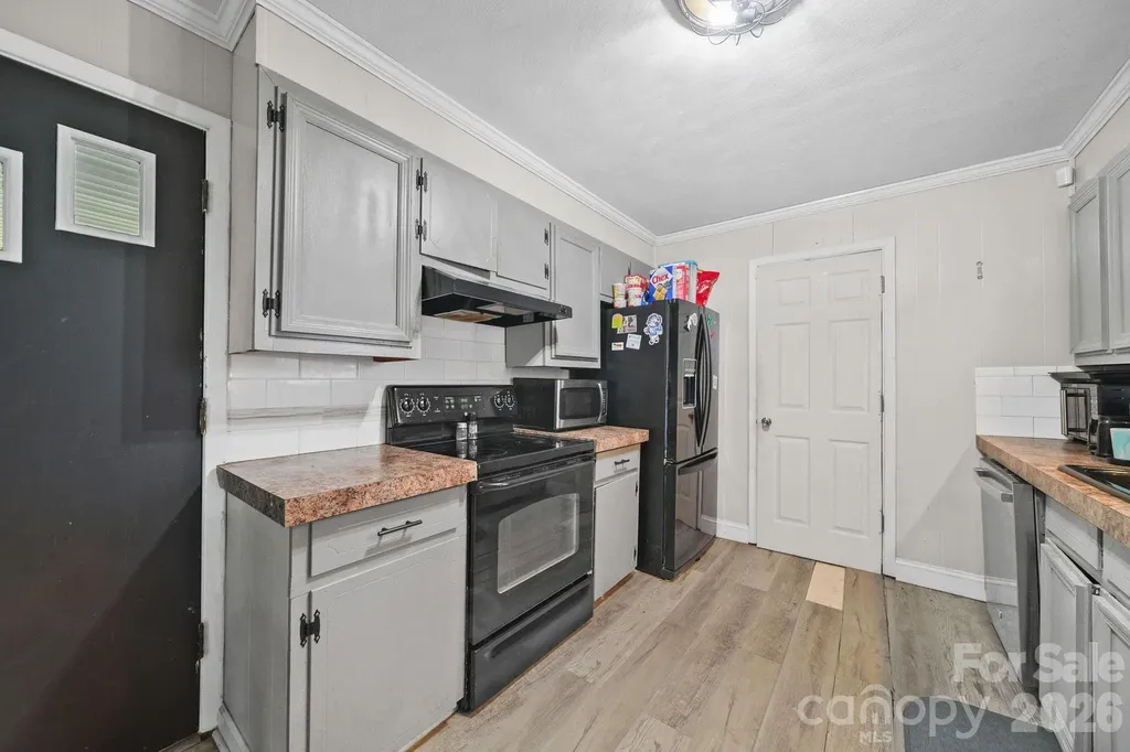 809 Elaine Drive Albemarle NC 28001