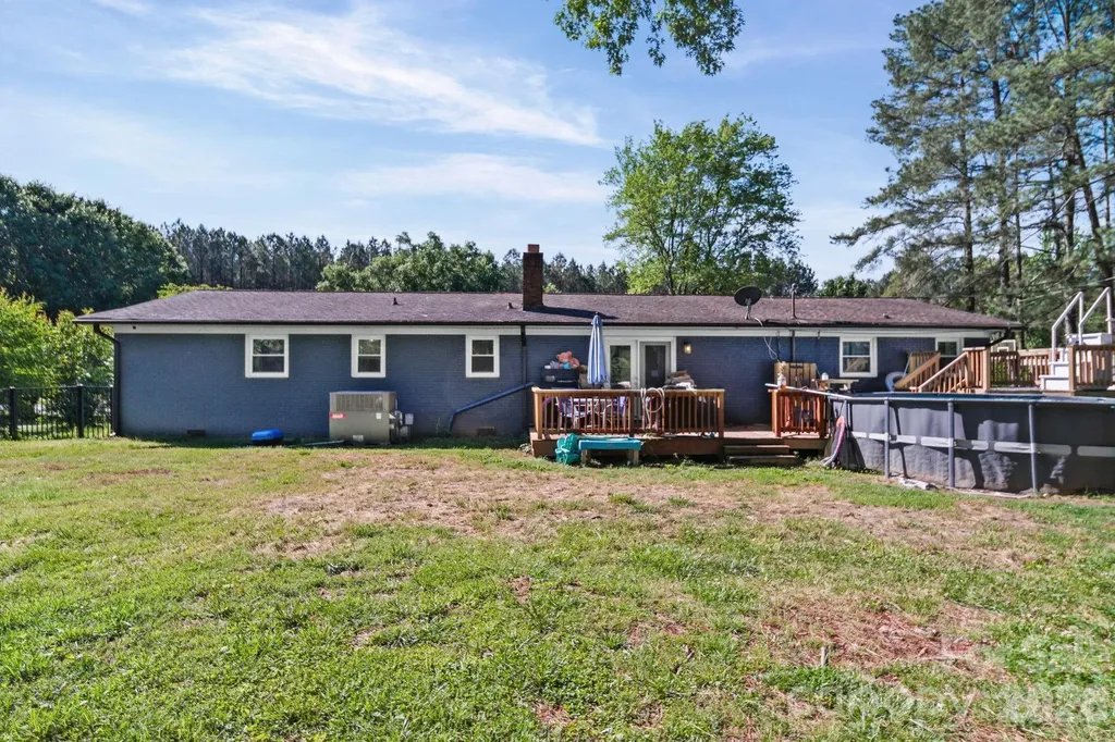 809 Elaine Drive Albemarle NC 28001
