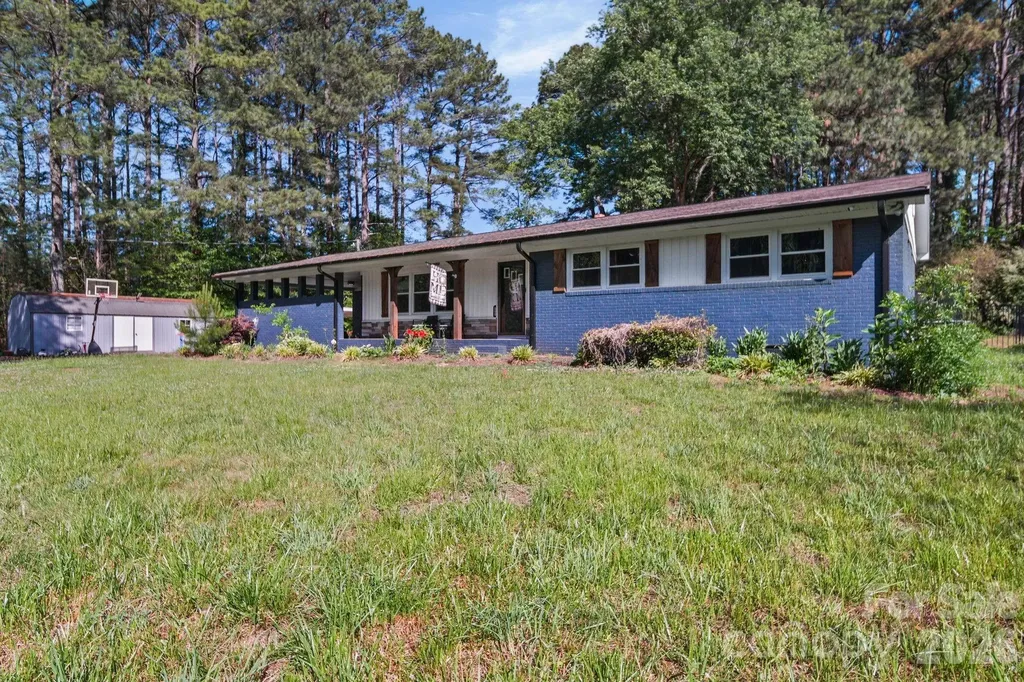 809 Elaine Drive Albemarle NC 28001