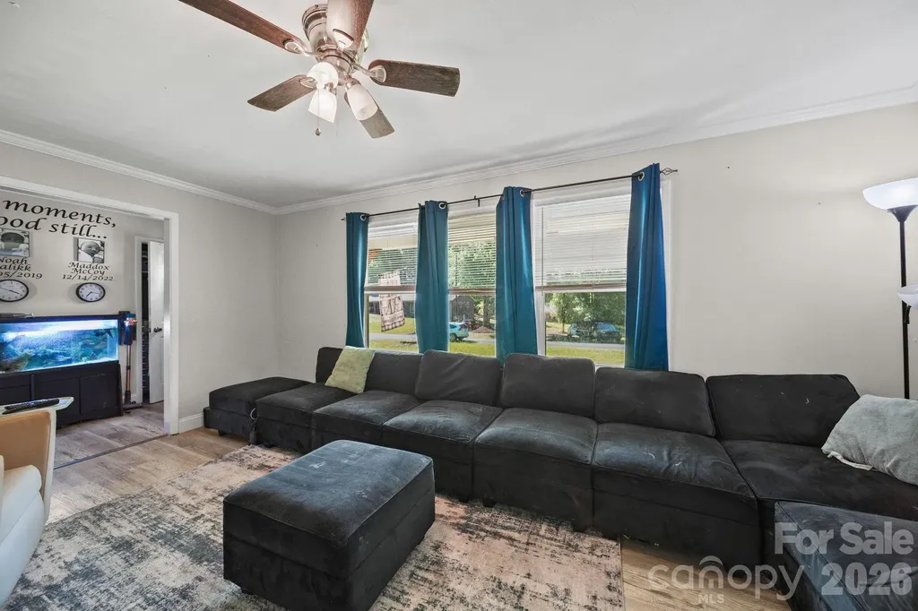 809 Elaine Drive Albemarle NC 28001