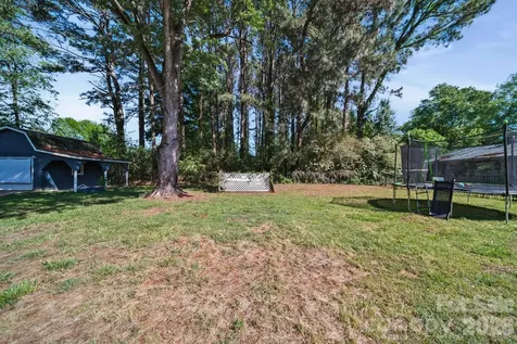 809 Elaine Drive Albemarle NC 28001