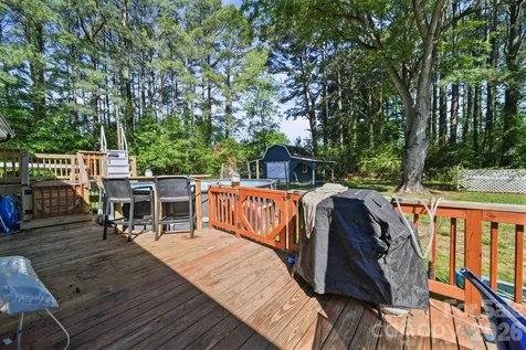 809 Elaine Drive Albemarle NC 28001