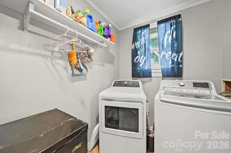 809 Elaine Drive Albemarle NC 28001
