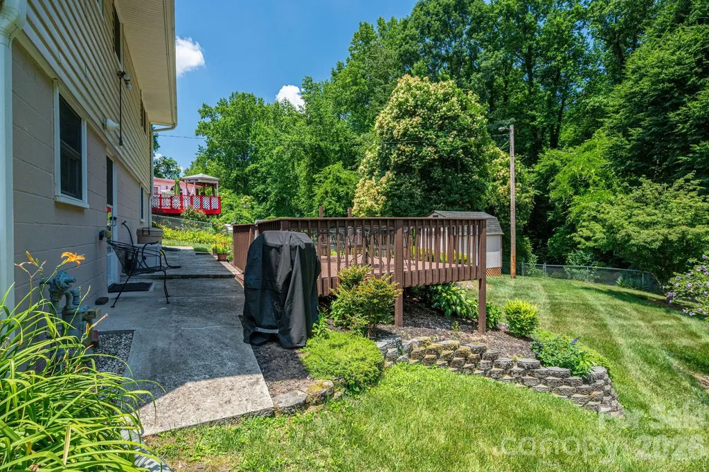 712 Crestwood Avenue Gastonia NC 28054