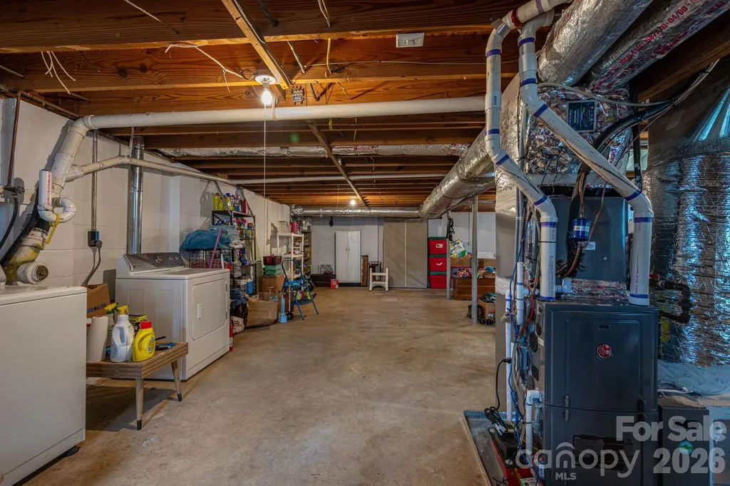712 Crestwood Avenue Gastonia NC 28054