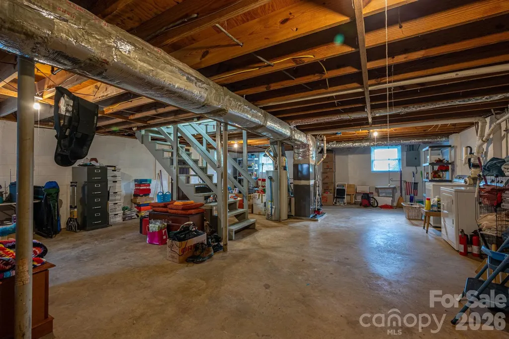 712 Crestwood Avenue Gastonia NC 28054