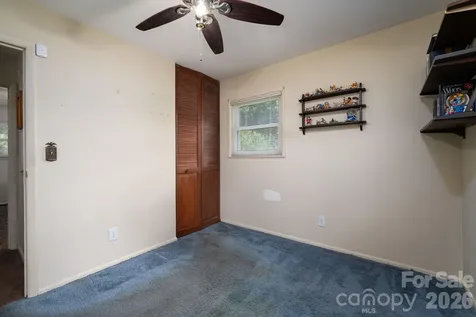 712 Crestwood Avenue Gastonia NC 28054