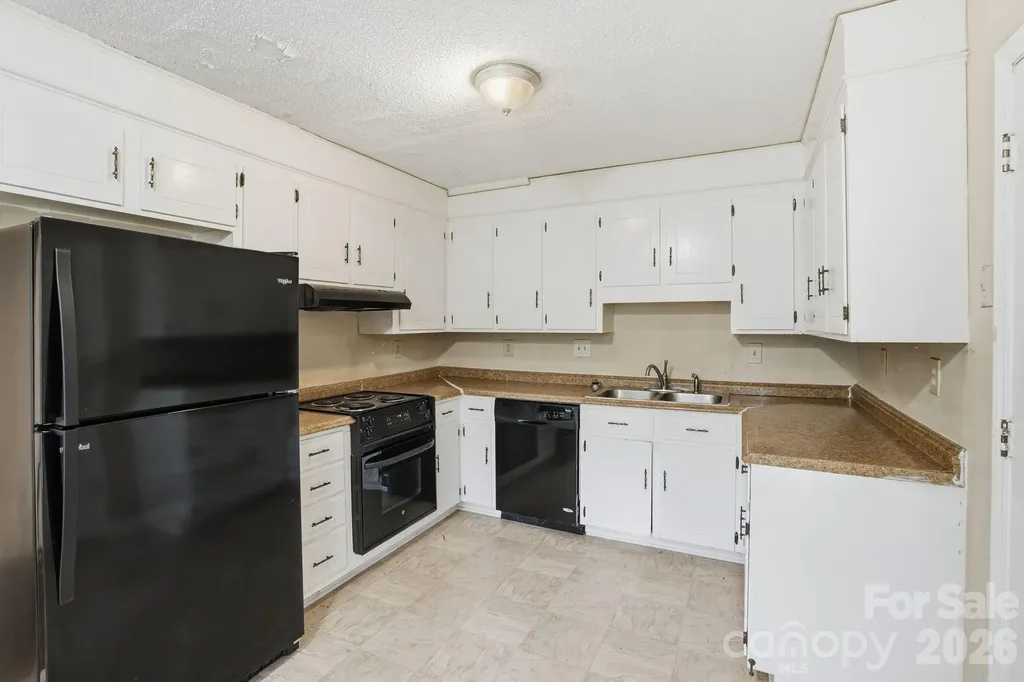 4459 Fair Springs Road Charlotte NC 28227